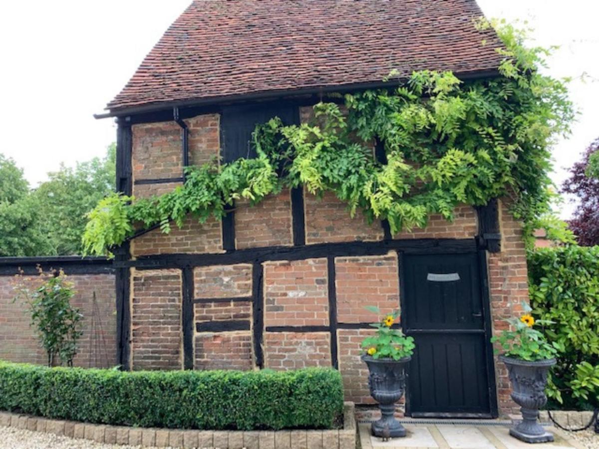 Hotel The Malt House Aylesbury  Esterno foto